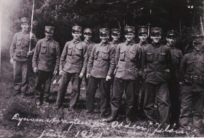 Soldater
Soldater p� Odden, Jel�ya.  Juni 1921
Keywords: soldater;odden;jel�ya